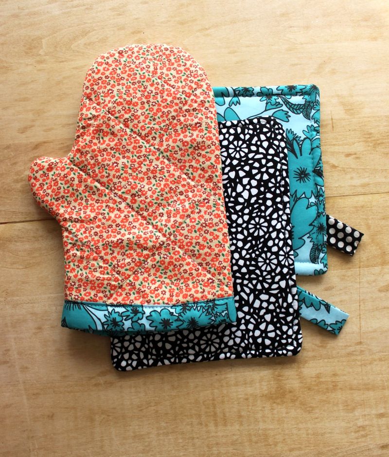 DIY oven mitts